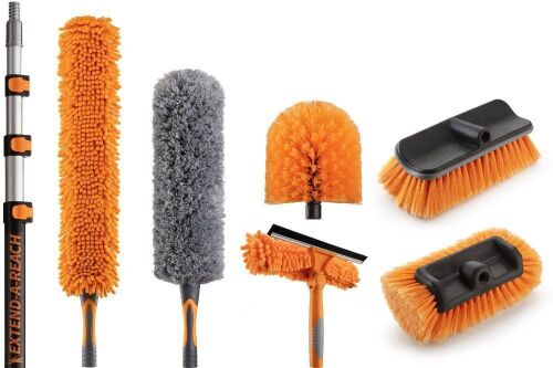 Extend-A-Reach 30 Feet High Reach Telescoping Duster Kit and Vinyl Siding Brushes with Extension Pole - Lot 214