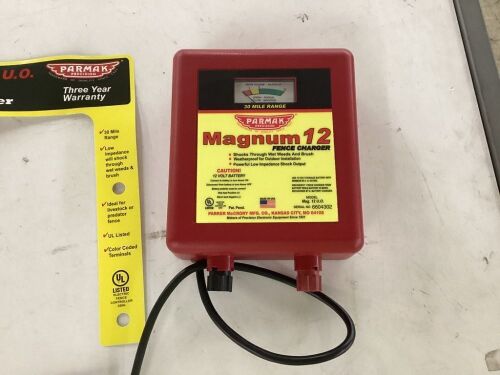 Parmak Magnum 30-Mile Electric Fence Charger 12 Volt  - Lot 425