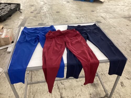 Lot of (3) Sportswear Leggings, 3XL - Lot 570