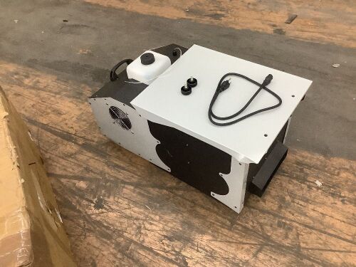 Low Lying Smoke Fog Machine, 3000W  - Lot 165