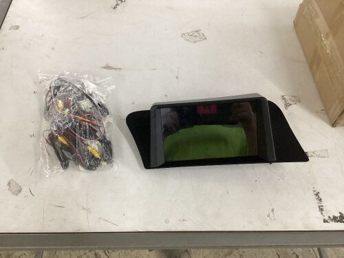 Car Multimedia Stereo  - Lot 678