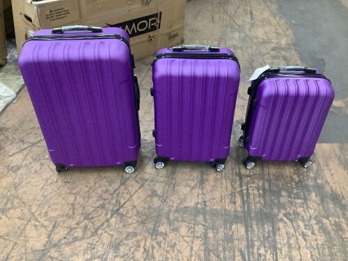 3 Piece Hardside Luggage Set - Some Small Scratches - Lot 152