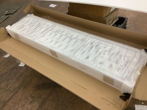 Bonnlo 6 Panel Room Divider  - Lot 107