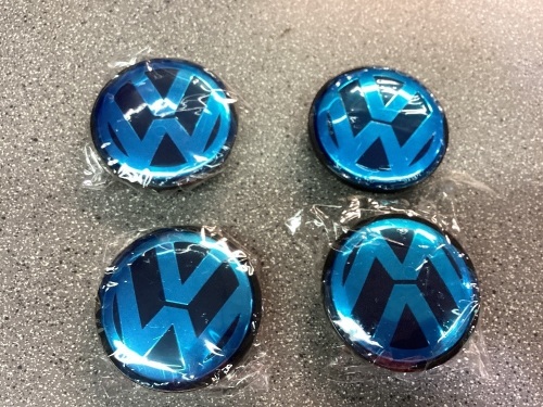 Vw: Wheel Center Caps - Lot 254