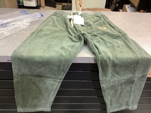Aelfric Eden corduroy drawstring waist slacks size m - Lot 265