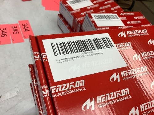 New - H HENZIKON HIGH-PERFORMANCE HZ1391 QV350 RM450h, ToyotaHighlander, Prius, Sienna-rear brake pads - Lot 344