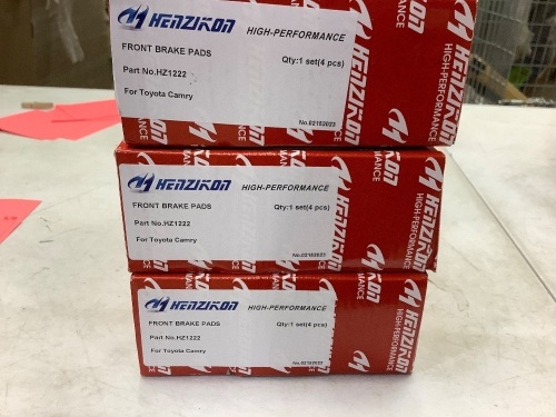 Front brake pads fot Toyota Camry- part no. HZ1222 - Lot 356
