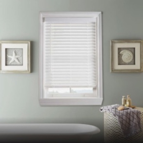 29"w.x48"h. cordless faux wood blind - Lot 362