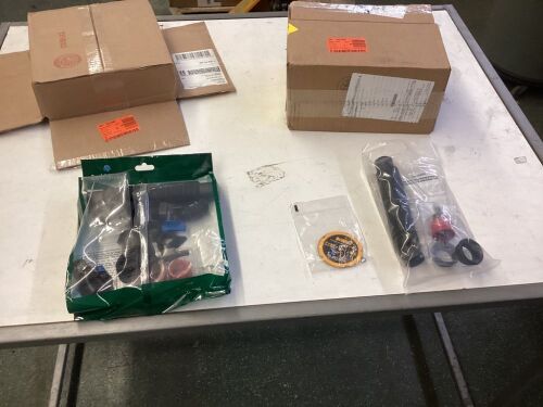 EarthMinded Rain Barrel Linking Kit & DIY Rain Barrel Diverter and Parts Kit - Lot 432