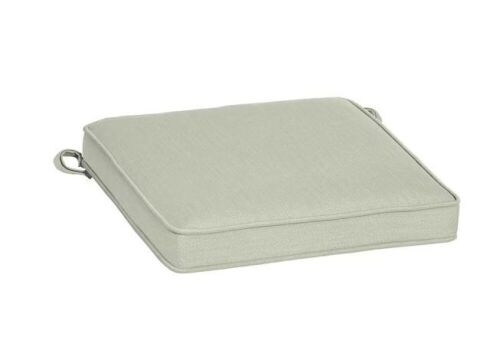 Arden Selections Oasis 19 in. x 19 in. Square Outdoor Seat Cushion in Light Grey  - Lot 552