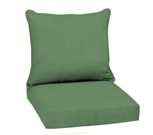 Arden Selections 22 in. x 24 in. 2-Piece Deep Seating Outdoor Lounge Chair Cushion in Moss Green Leala  - Lot 326
