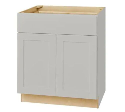Hampton Bay Avondale 30 in. W x 24 in. D x 34.5 in. H Ready to Assemble Plywood Shaker Base Kitchen Cabinet in Dove Gray  - Lot 388