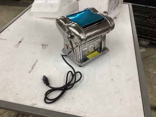 Electric Pasta Maker Machine  - Lot 586