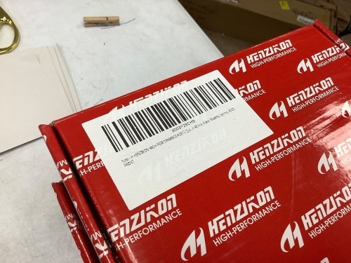 Front brake pads for Nissan Altima Part no. HZ815 - Lot 173