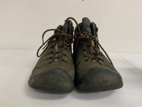 Keen Shoes for Men, Size 10.5, E-Comm Return - Lot 435
