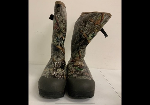 Boots for Men, Size 12M, E-Comm Return - Lot 438