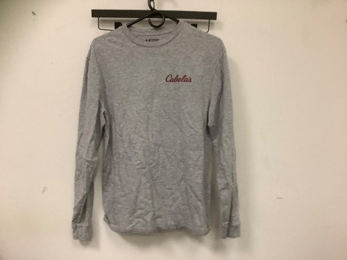 Long Sleeve Tee for Men, Medium, E-Comm Return - Lot 478