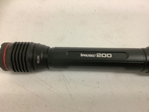iProtec 200 Flashlight, Works, E-Commerce Return, Sold as is - Lot 532