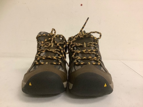 Keen Mens Shoes, 8.5, Appears New, Sold as is - Lot 680