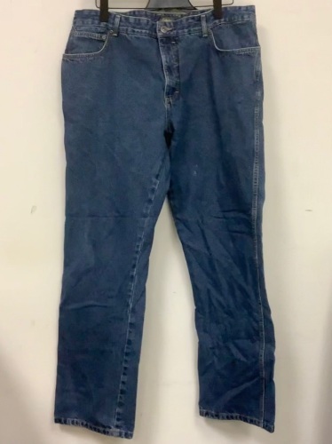 Mens Jeans, 40x34, Appears New, Sold as is - Lot 750