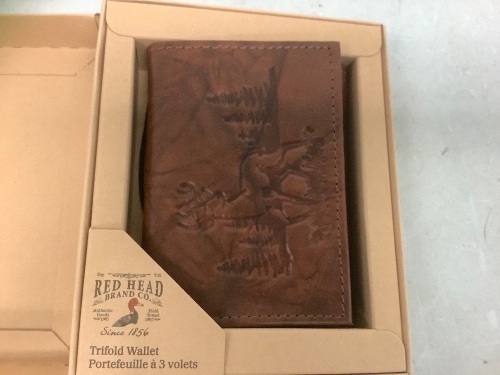 RedHead Mens Wallet, Appears New, Sold as is - Lot 703