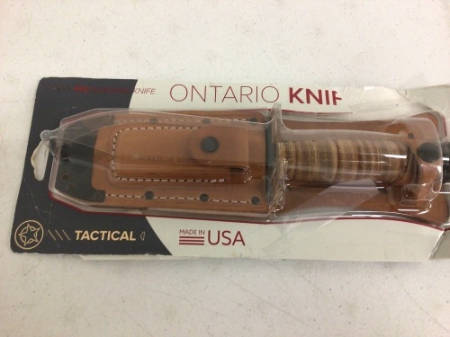 Survival Knife, E-Commerce Return, Sold as is - Lot 778