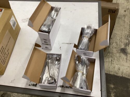 Oneida Flight Stainless Steel Tablespoons, Dinner Forks, Bouillon Spoons & Teaspoons - Lot 411