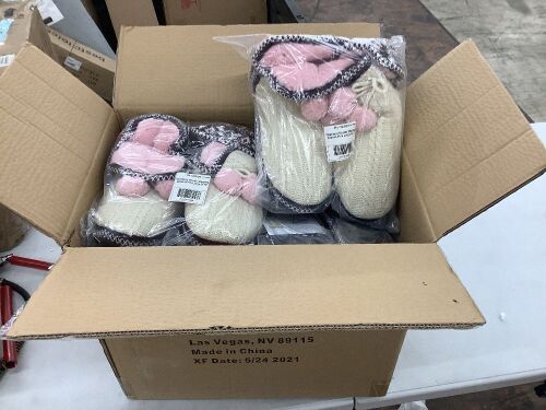 Case of (10) Funziez! Women's Bootie Slippers, Cream/Pink, L 9-10 - Lot 319