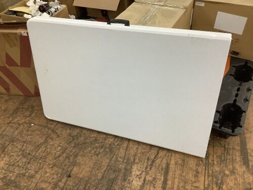 8' Folding Table  - Lot 325
