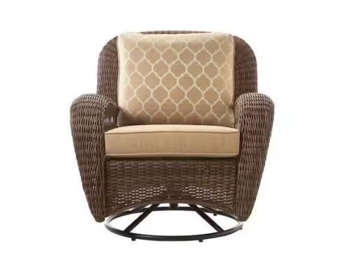 Hampton Bay Beacon Park Brown Wicker Outdoor Patio Swivel Lounge Chair with CushionGuard Toffee Trellis Tan Cushions - Lot 387