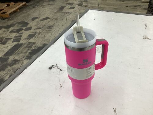 Stanley Quencher H2.0 FlowState Tumbler 40oz - Lot 373