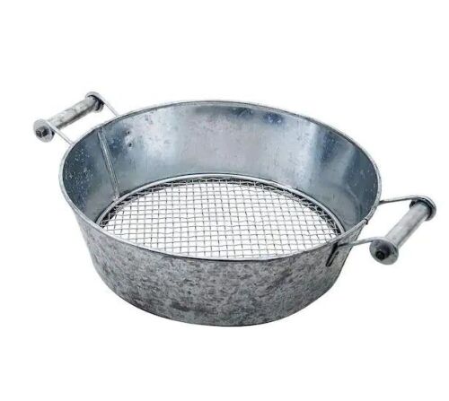 19 in. W 150 oz. Capacity Galvanized Steel Compost Sifter - Lot 647