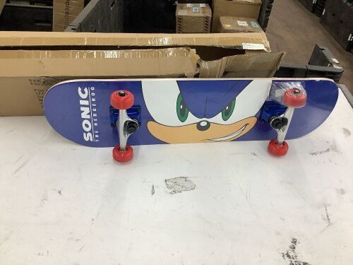 Sonic The Hedgehog 31" Skateboard  - Lot 203