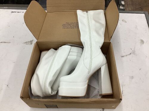 Wetkiss White Platform Boots, Size 10 - Lot 307