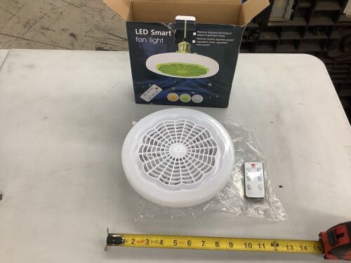 LED Smart Fan Light 30W  - Lot 475