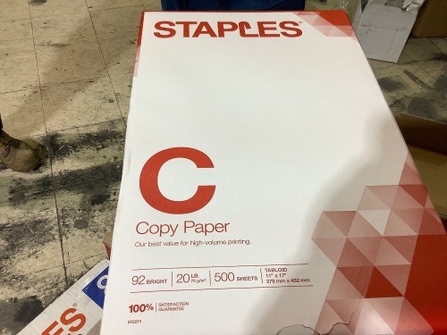 Case of C copy paper - Lot 126