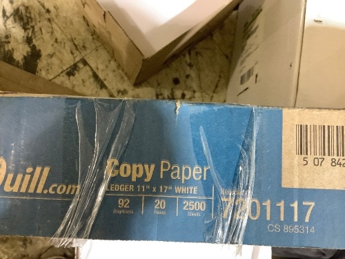 Case of copy paper-ledger 11x17 - Lot 132