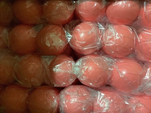Case pack of 500 red stress balls - Lot 46