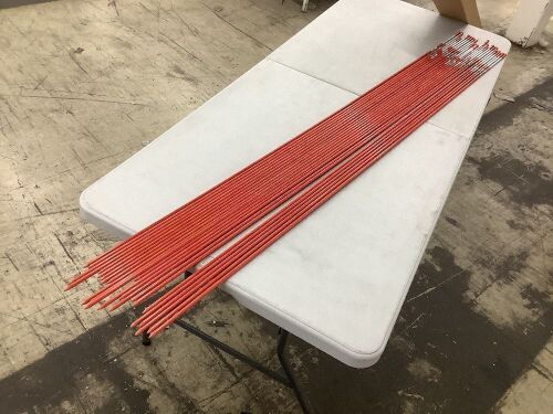 Reflective Driveway Markers, 24 ct - Lot 194
