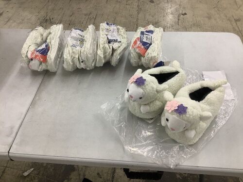 Lot of (5) Funziez! Lamb Slippers, Small  - Lot 228