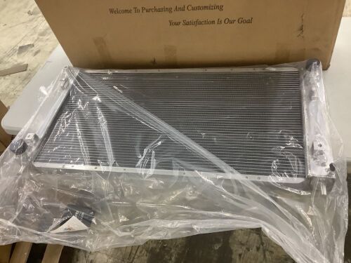 Aluminum Radiator for Ford Expedition, F150 - Lot 73