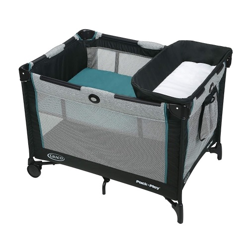 Graco Pack 'n Play Simple Solutions Playard. Appears New. E-Commerce Return - Lot 329