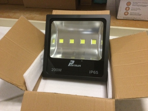 Phenas 200W Outdoor LED Street Light. NEW - Lot 412
