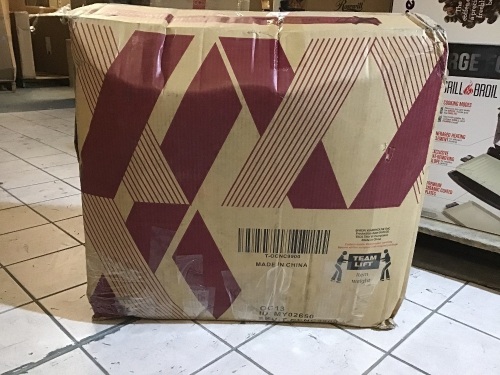 Office Chair. Appears New with Damaged Box - Lot 633