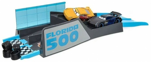 Disney / Pixar Cars Florida 500 Mini Stunt Set. NEW - Lot 637