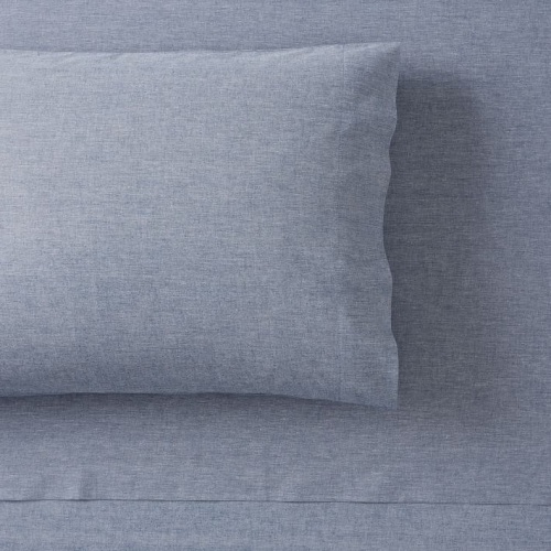 Pottery Barn Organic Chambray Sheet Set, Twin/Twin XL, Navy. New - Lot 712