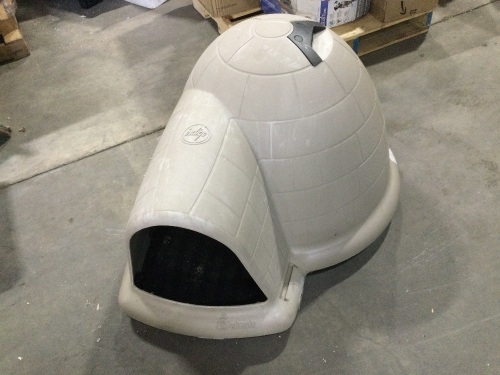 Petmate Indigo Dog House All-Weather Protection   - Lot 920