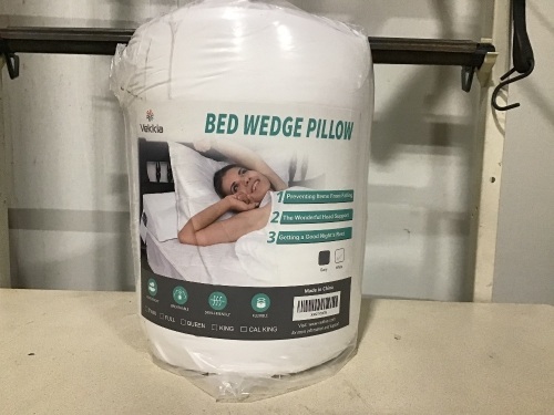 Bed Wedge Pillow, King Size - Lot 1150