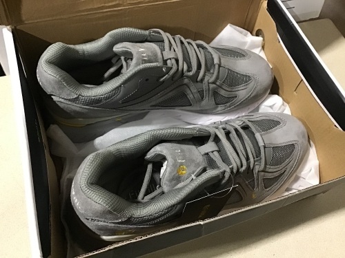 FitVille Rebound Core Shoes, 10.5  - Lot 190