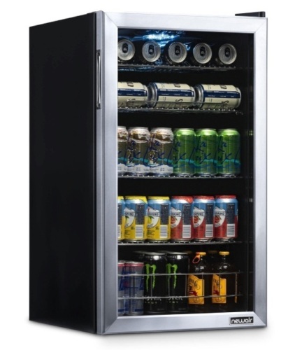 Newair 126 Can Freestanding Beverage Fridge in Stainless Steel, with 4-Adjustable Shelves - Appears New     - Lot 1407